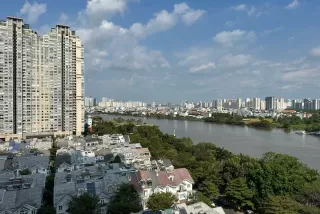 Cho Thuê Căn Hộ 2PN+1 Sunwah Pearl – View Sông Sài Gòn – Chỉ 44 Triệu/Tháng