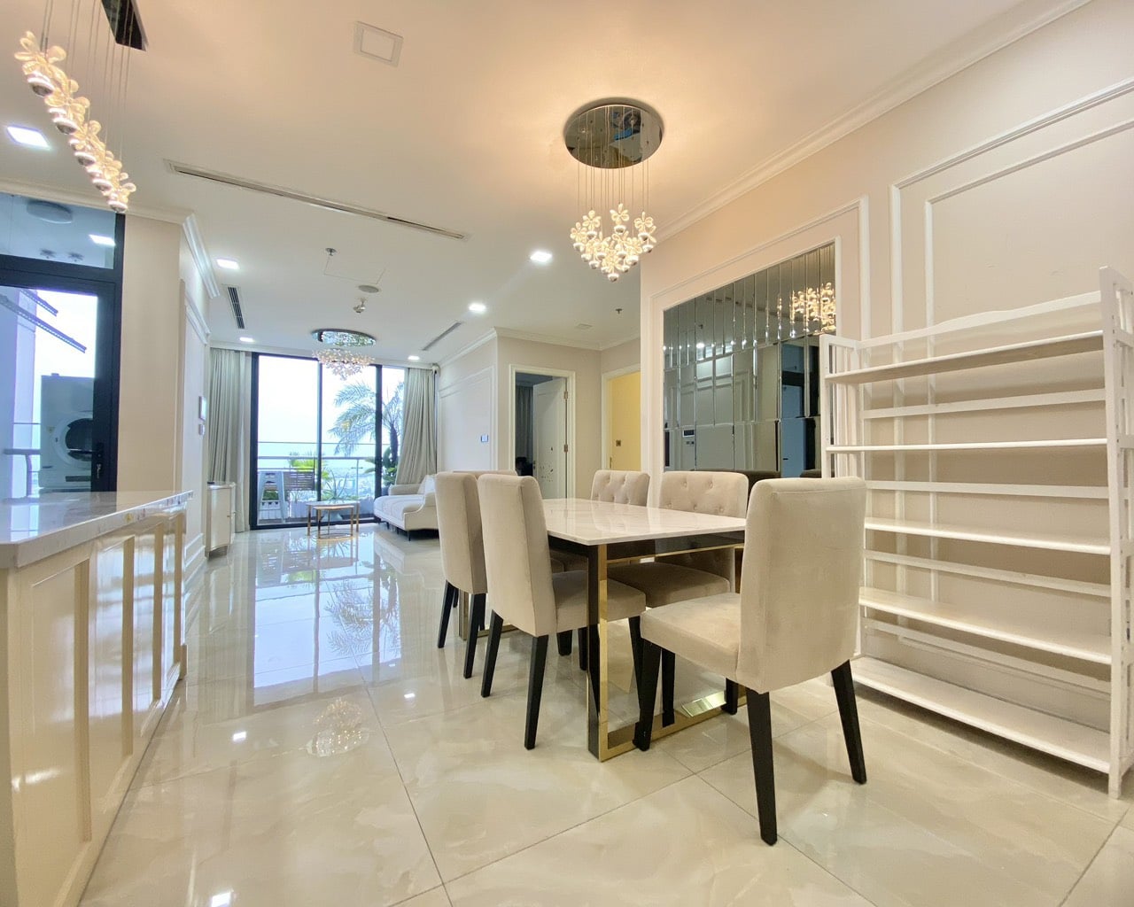 💎 CHO THUÊ 2PN KHỔNG LỒ BASON TẦNG CAO CHỈ 45🥔