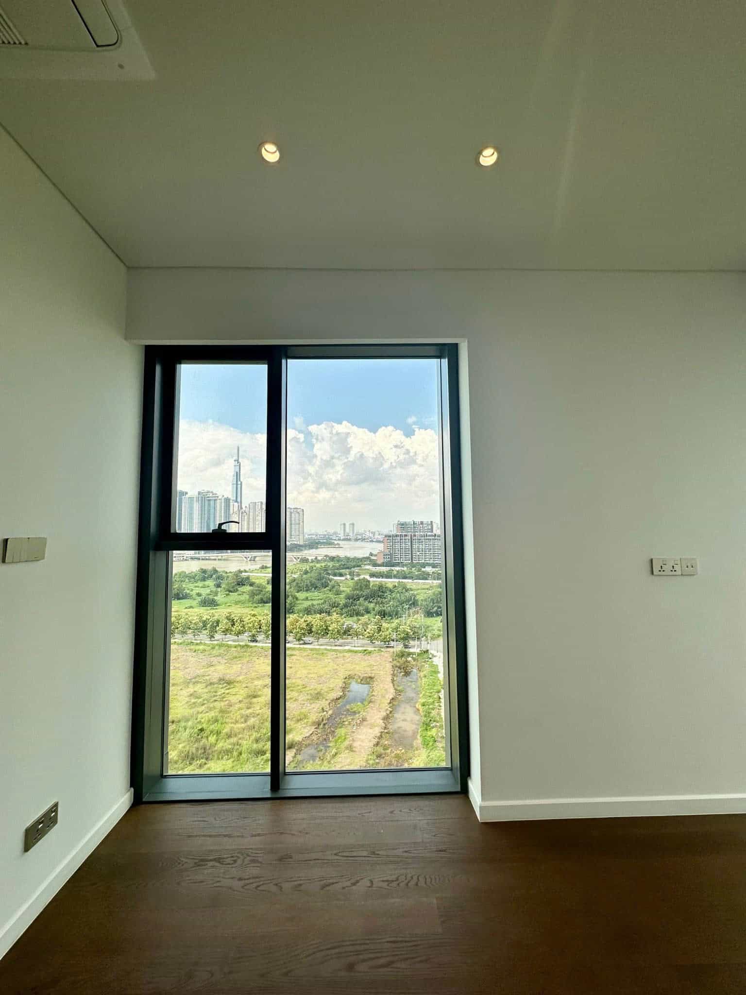 METROPOLE – BÁN CĂN HỘ 2 PHÒNG NGỦ VIEW ĐẸP