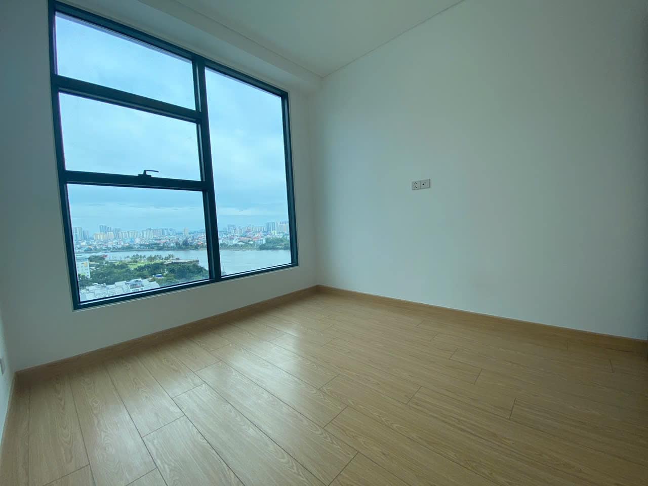 SUNWAH PEARL – BÁN CĂN 2 PHÒNG NGỦ + 1