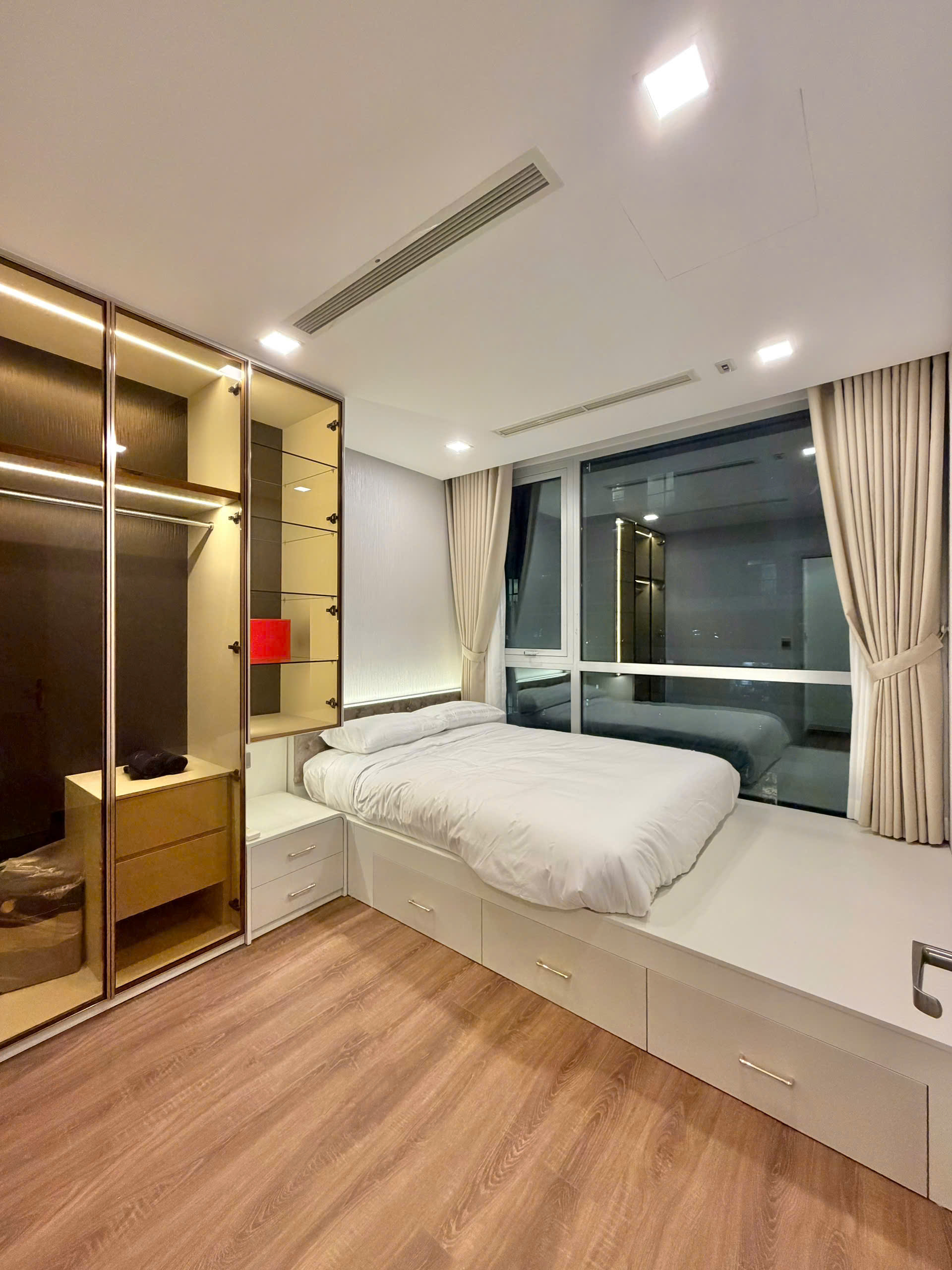 🌟 BÁN CĂN HỘ 2PN VINHOMES CENTRAL PARK – PARK 4 | NHÀ MỚI 100% | CHỈ 14 TỶ