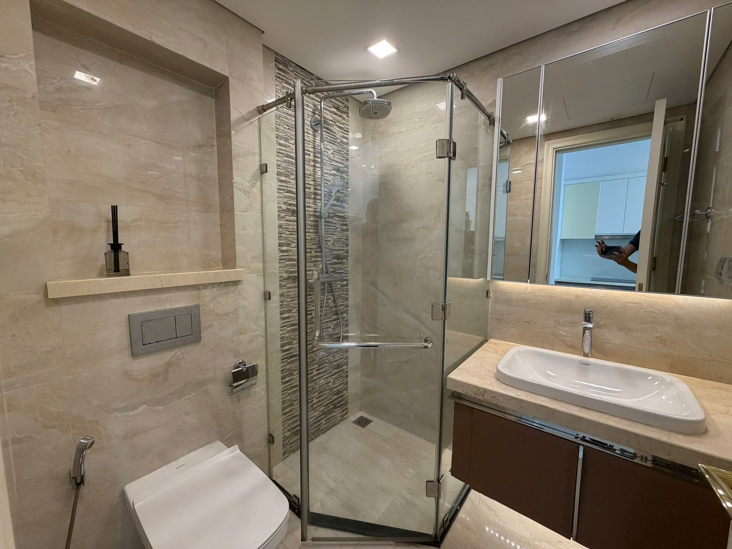 🏙️ Độc Quyền Bán Căn Hộ 1PN Vinhomes Golden River – Aqua 4 – Suất Sở Hữu Người Nước Ngoài (SPA) – View Landmark 81
