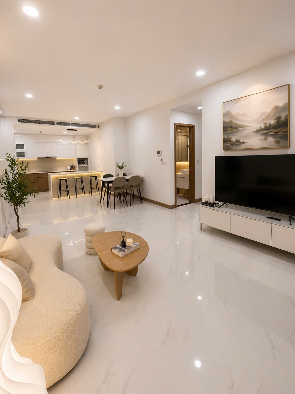 🏙️ Cho Thuê Căn Hộ Góc 3PN Sunwah Pearl – View Trực Diện Sông Sài Gòn – Chỉ 60 Triệu/Tháng
